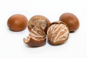 Noix de Karité Brut 100% Naturel – Origine Afrique Premium